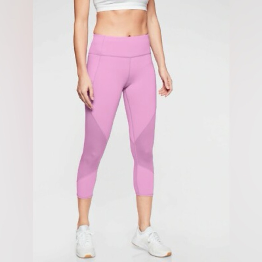 Athleta Mesh Contender Capri in Powerlift Womens Size Medium Violet Blush 210134